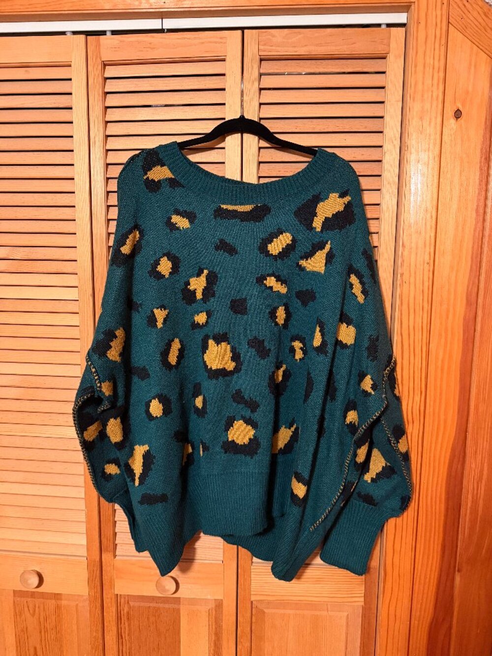 Dressed In Lala - Oversized Emerald Green Knit Sweater - Sz L/XL